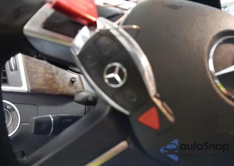 2013 Mercedes-Benz Ml 350 4Matic z USA, uszkodzony, nr VIN 4JGDA5HB7DA198203